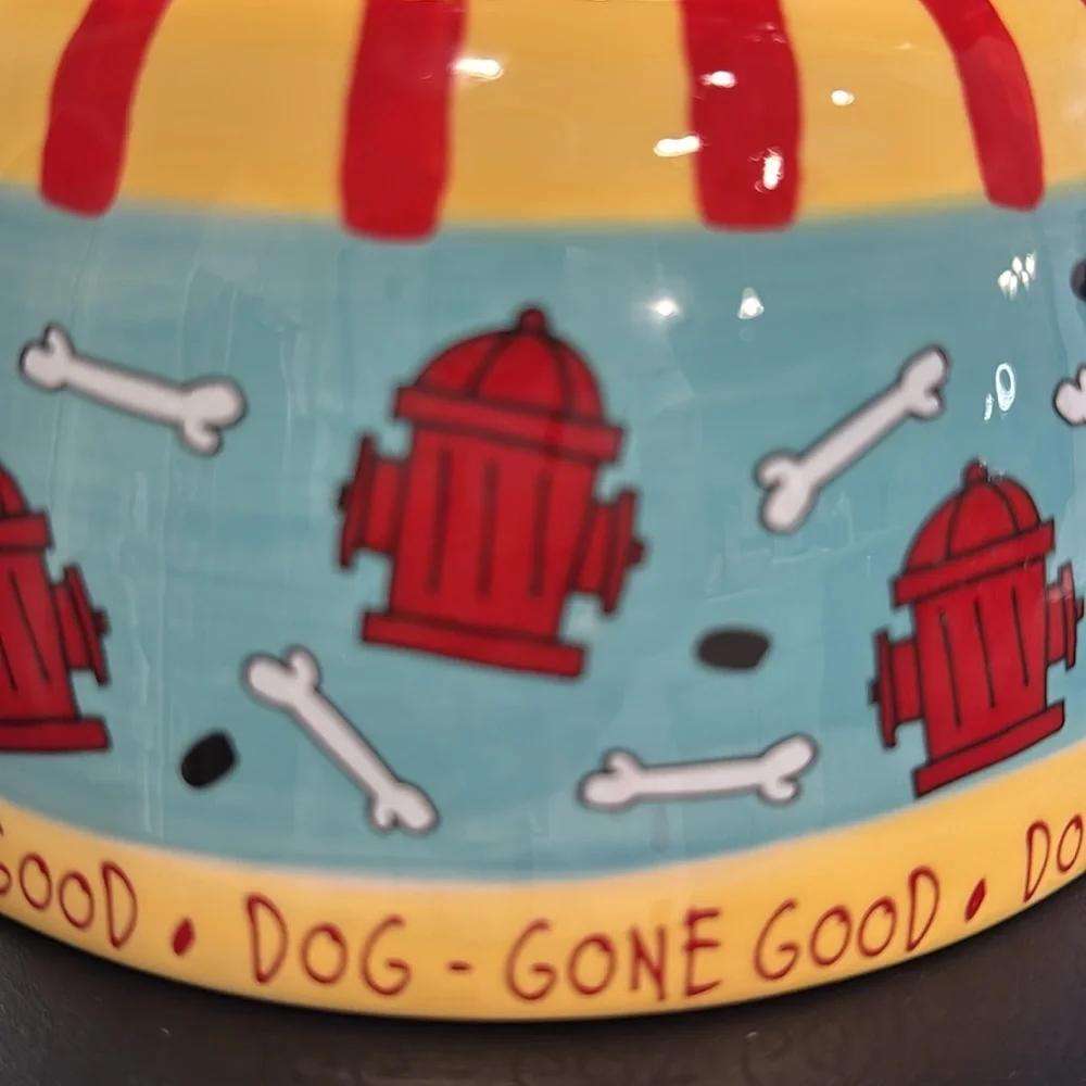 Ganz Dog - Gone Good Ceramic Fire Hydrant Striped DOG Dish/Bowl 8